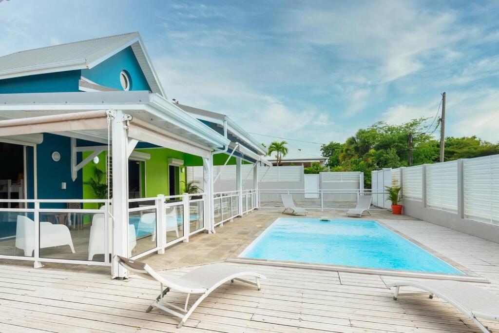 Villa De Standing Avec Piscine Au Gosier Le Gosier  Eksteriør billede