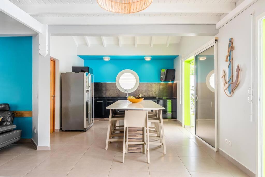 Villa De Standing Avec Piscine Au Gosier Le Gosier  Eksteriør billede